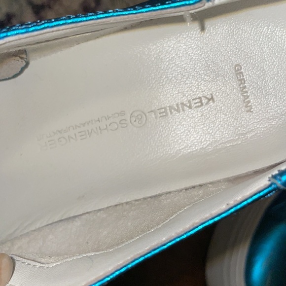 Blue shoes - Picture 7 of 9